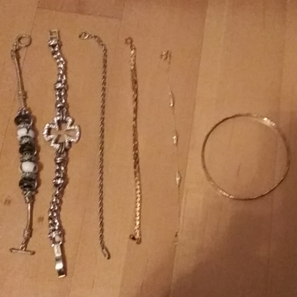 6 bracelets